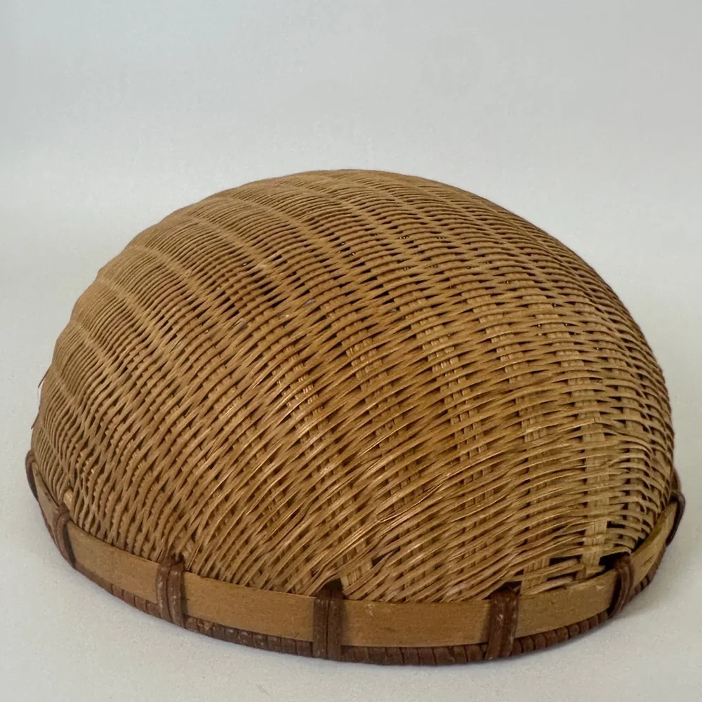 VTG Teardrop Shaped Wicker Woven Basket Decorative Curved Boho Rain‎ Drop